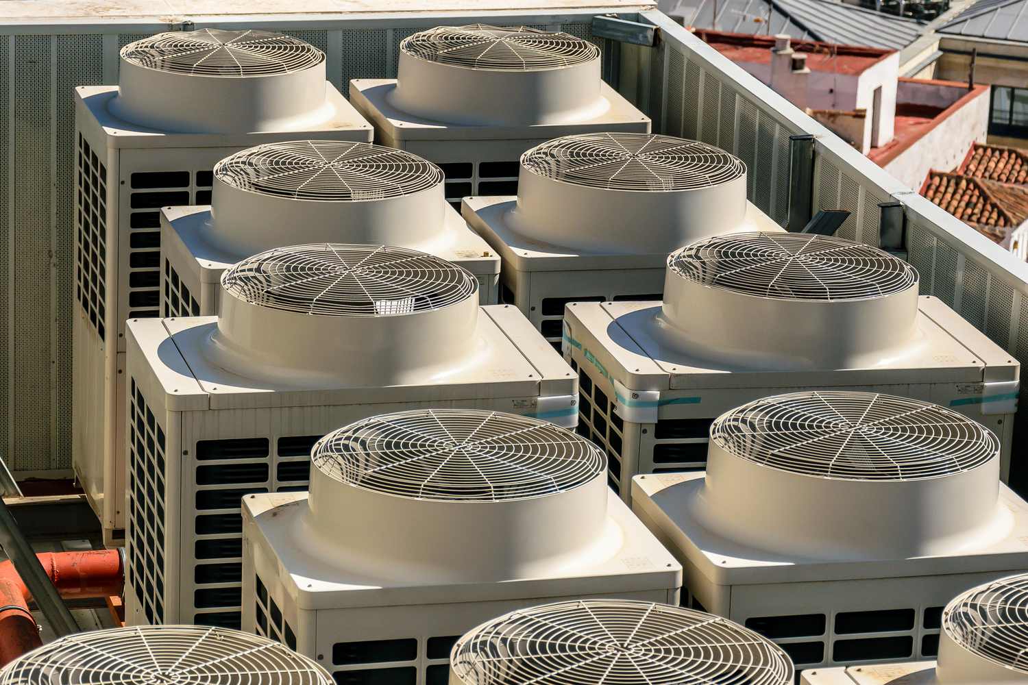 Enhancing Data Center Cooling Stability with Proactive LoRaWAN Monitoring Solution