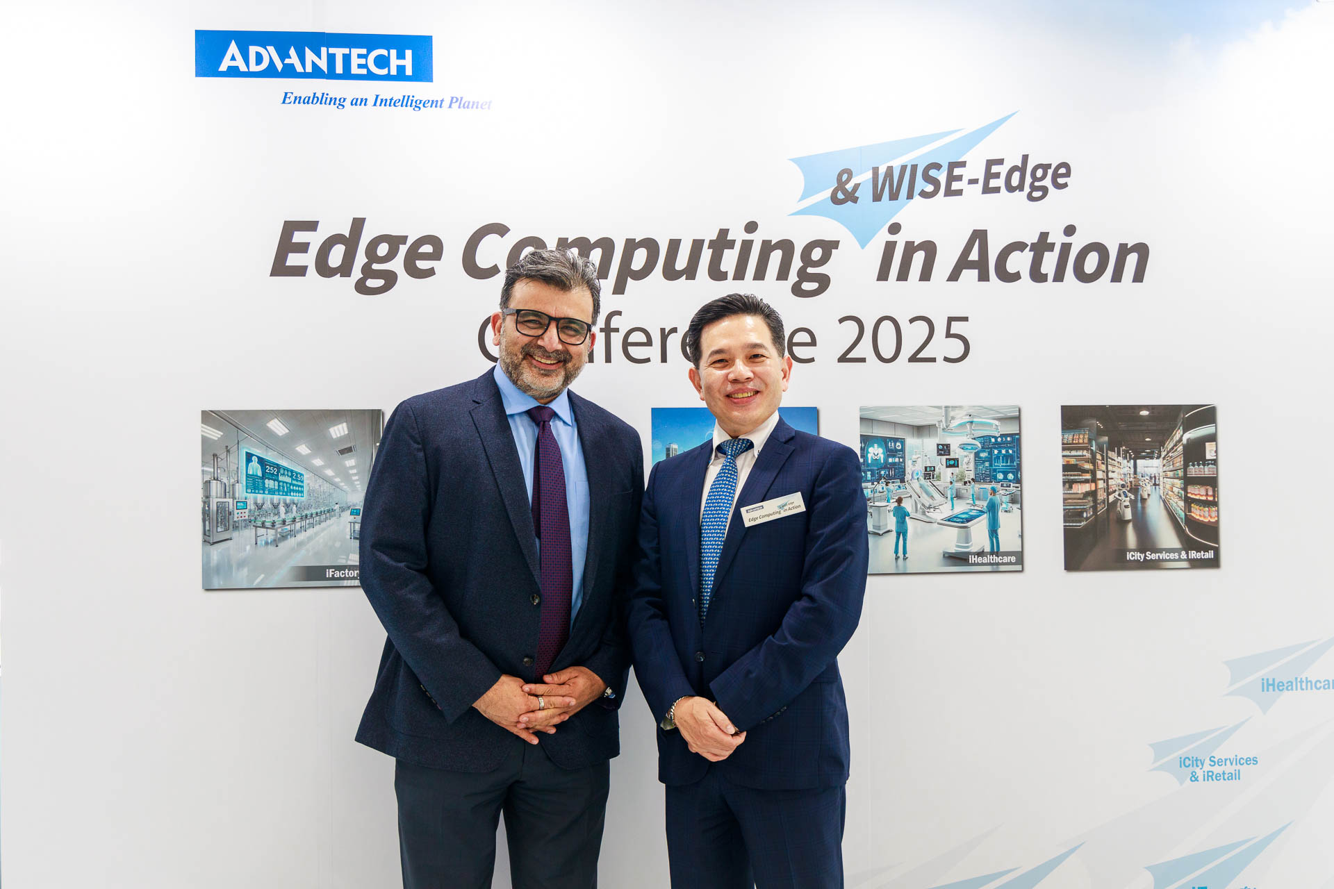 (写真右: アドバンテック エンベデッドセクタ社長 Miller Chang、写真左: Qualcomm Technologies Automotive and Industrial & Embedded IoTグループ GM Nakul Duggal)