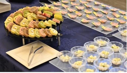 講演終了後、懇親会を行います。  豪華？景品があたるゲーム大会をもございますので、ぜひ最後までご参加ください。