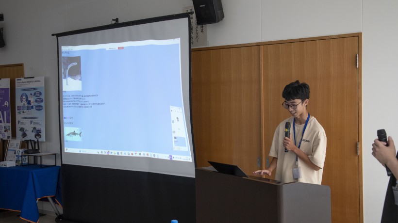 最終日には自分で作成したWebページを発表し合い、互いにフィードバックを交換することで、より深い学びを得ることができました。